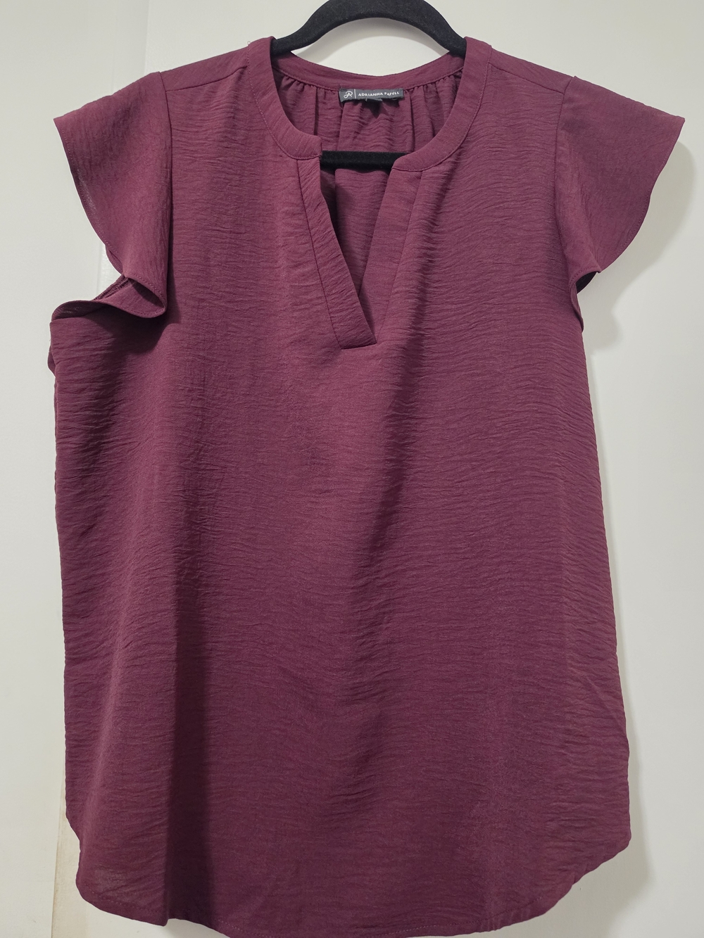 Adrianna Papell Burgundy Flutter-Sleeve V-Neck Blouse